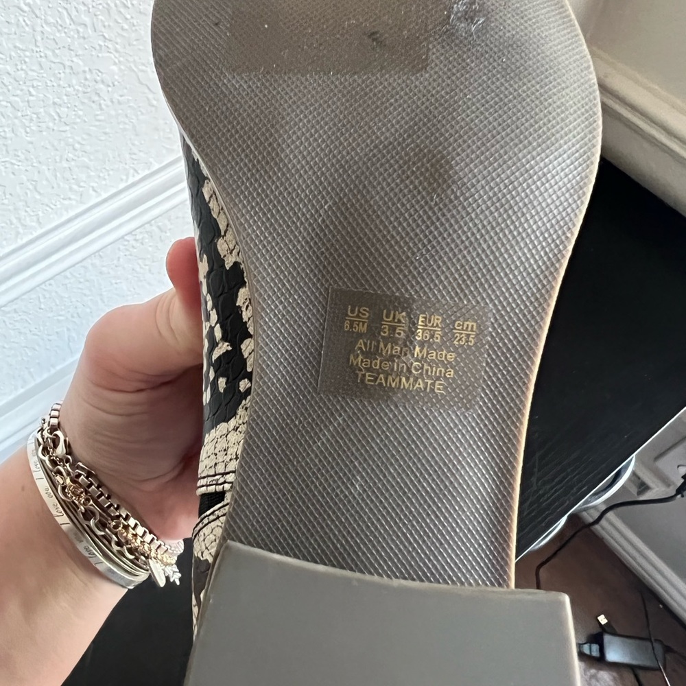 NWT Dr. Scroll’s Snake Slip On Booties - Picture 3 of 5